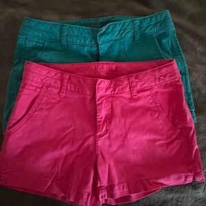 LOT OF 2 PAIR ELLE WOMENS SHORTS